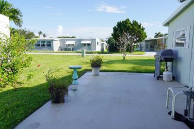 Photo 4 of 23 of home located at 305 NE Moonstone Drive Jensen Beach, FL 34957