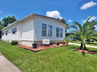 Photo 3 of 53 of home located at 1102 W Gleneagles Road Ocala, FL 34472