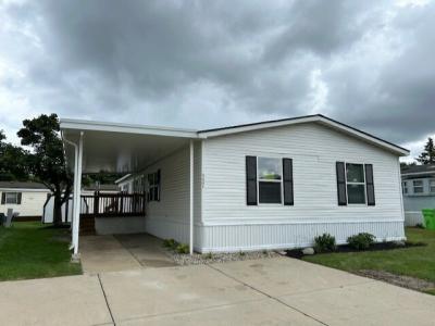 Mobile Home at 549A Ninebark Wixom, MI 48393