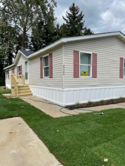 Mobile Home at 27506 Versailles Ln #519 Romulus, MI 48174