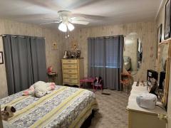 Photo 4 of 17 of home located at 15 Briarwood Lane Thonotosassa, FL 33592