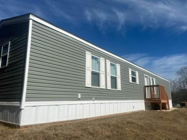 2023 Clayton Community Park Manufactured Home