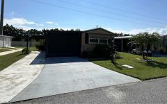 Photo 1 of 27 of home located at 7443 Harbor View Dr Leesburg, FL 34748