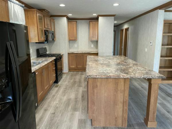 2024 Eagle River - Leola Saratoga Mobile Home