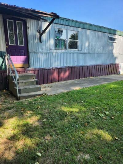 Mobile Home at 2049 S State Road 57 Washington, IN 47501