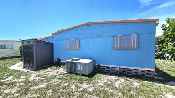 1974 IMPERIAL Mobile Home