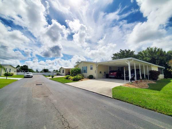 Photo 1 of 2 of home located at 29200 Jones Loop Rd. #615 Punta Gorda, FL 33950