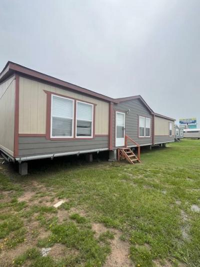 Mobile Home at Texas Investments 688 State Highway 75 N Huntsville, TX 77320