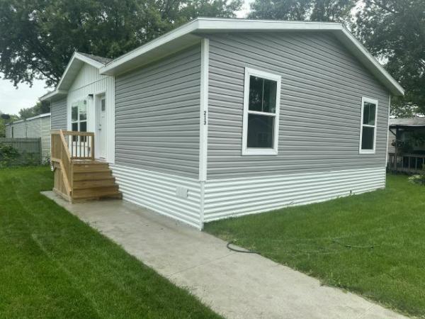 2024 Clayton Homes - Redwood Falls Mobile Home For Rent