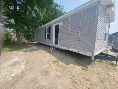 Mobile Home at 4006 Nancy Lane Lot 95 Kalamazoo, MI 49006