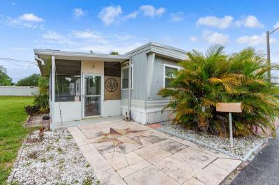 Mobile Home at 479 Autumn Trail Palm Beach Gardens, FL 33410