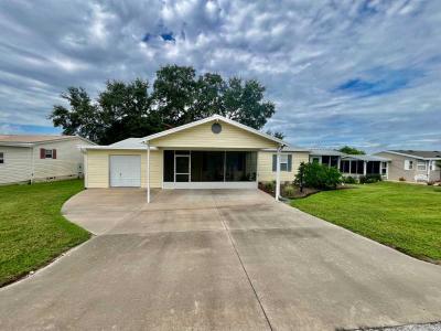 Mobile Home at 722 Sutton St, Lady Lake, FL 32159