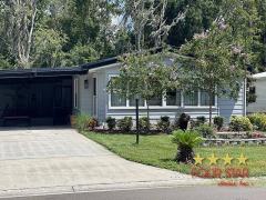 Photo 1 of 16 of home located at 701 Robin Ln Wildwood, FL 34785