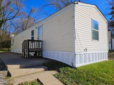 Mobile Home at 1879 Kentucky Rd Lot 140 Kansas City, MO 64126