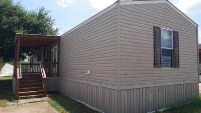 Mobile Home at 2300 Ward Bend Rd Trlr 580 Sealy, TX 77474