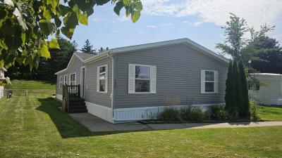 Mobile Home at 2288 Hall Ln Wixom, MI 48393