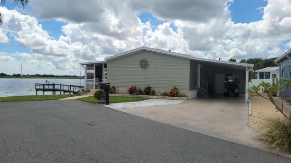 Photo 1 of 2 of home located at 116 King Drive Winter Haven, FL 33884