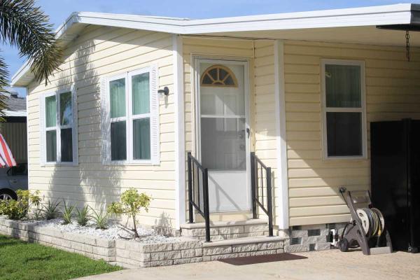 1985 Fleetwood Brookfield Mobile Home