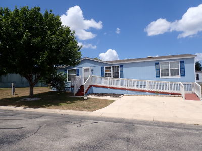 Mobile Home at 7460 Kitty Hawk Rd Site 179 Converse, TX 78109