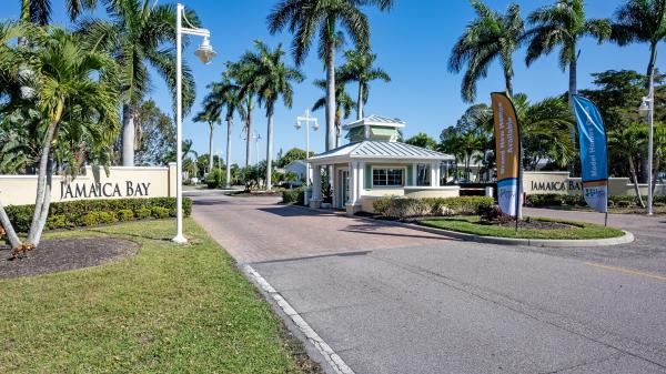 2023 Palm Harbor Lifestyle Custom 30442A Mobile Home