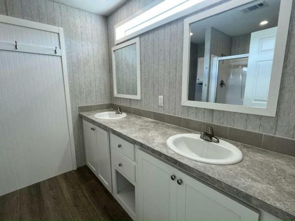 2019 Chariot Eagle Aurora Mobile Home