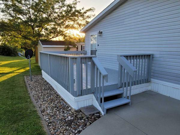 1998 Skyline  Woodfield Mobile Home