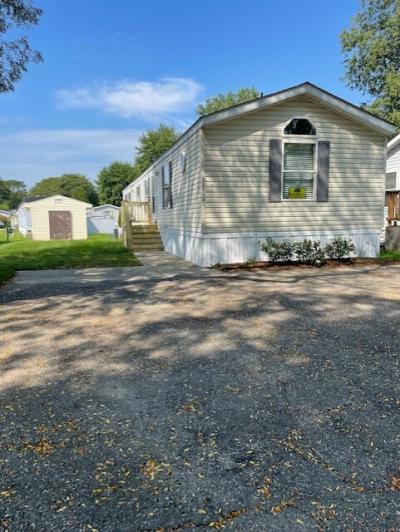 Mobile Home at 22012 Castelle Dr. #162 Romulus, MI 48174