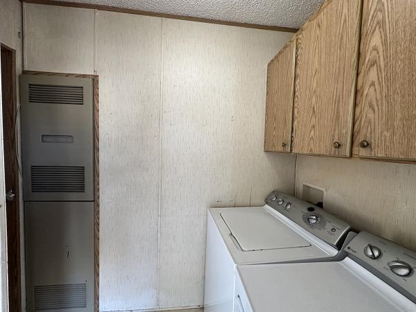 1990 Champion Meadowcreek Manufactured Home