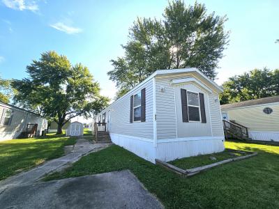 Mobile Home at 1827 Meyer St. Greenwood, IN 46143