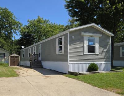 Mobile Home at 1845 Peck St. Greenwood, IN 46143