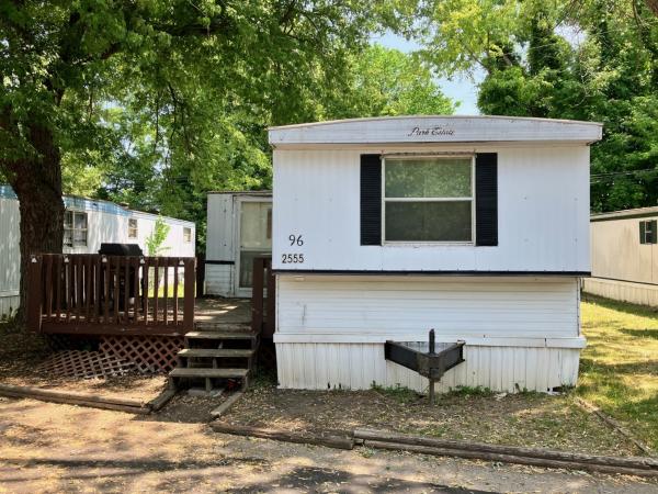 1968 Park Estates mobile Home