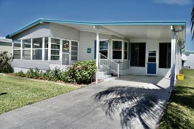 Mobile Home at 4677 SE Copperwood Stuart, FL 34997