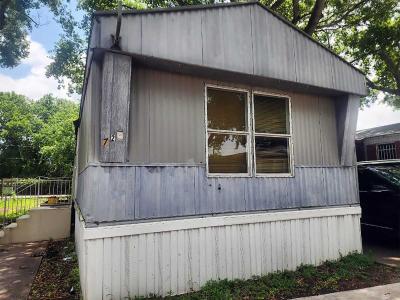 Mobile Home at 600 East Anderson Rd. Lot 723 Houston, TX 77047