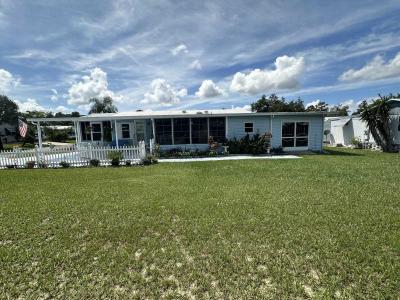 Photo 3 of 25 of home located at 471 Petunia Drive Fruitland Park, FL 34731