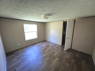 Photo 5 of 11 of home located at 31888 Hwy 75 Oneonta, AL 35121