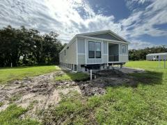 Photo 3 of 6 of home located at 3527 Vine Trail (Site 0109) Ellenton, FL 34222