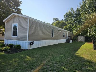 Photo 3 of 10 of home located at 686 Crossroads Park Drive Aiken, SC 29803