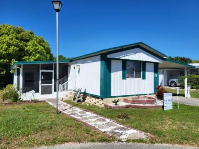 Mobile Home at 17 Lakeview Dr. Fruitland Park, FL 34731