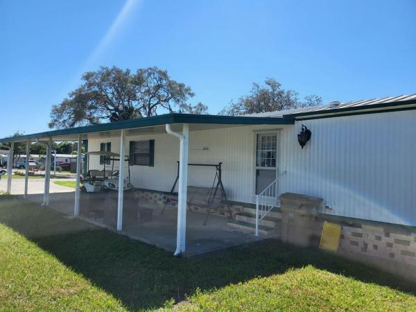 1985 Oak Creek Homes Mobile Home