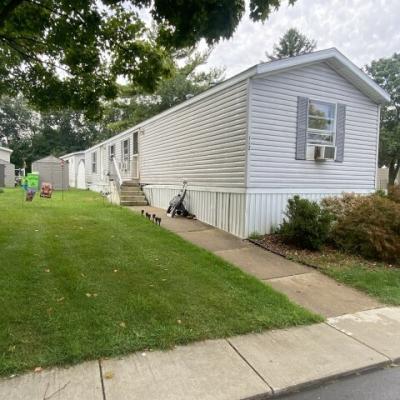 Mobile Home at 112 Alpena New Hudson, MI 48165