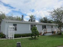 Photo 3 of 26 of home located at 310 Bahia Mar Dr Apopka, FL 32712