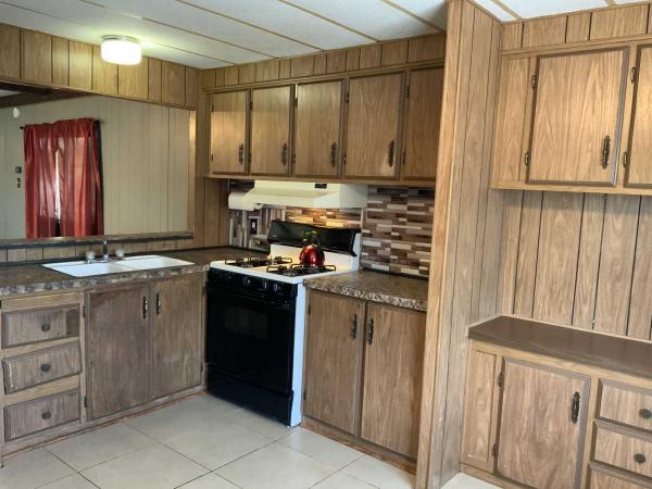 1975 Westbrook Mobile Home