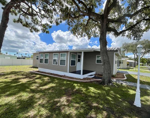 1975 Mobile Home