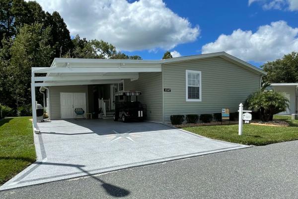 Photo 1 of 2 of home located at 2347 Snowy Plover Drive Lot 12080 Lakeland, FL 33810