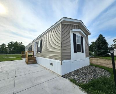 Mobile Home at 2720 East Robin Drive Lot 294 Saginaw, MI 48601