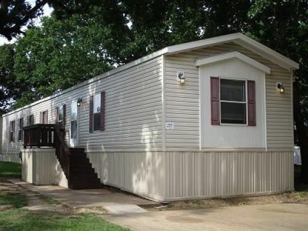 2011 Fleetwood Edgewood Mobile Home