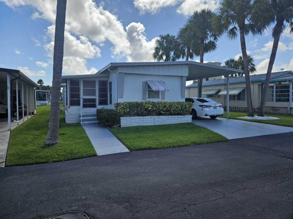 1980 2BR/1.5BA Mobile Home