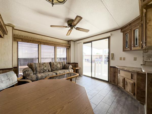 1986 Fleetwood Oak Park Mobile Home