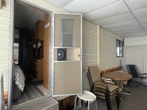 1986 Fleetwood Manufactured Home