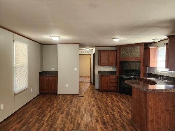 2013 Oak Creek Valley Living Mobile Home